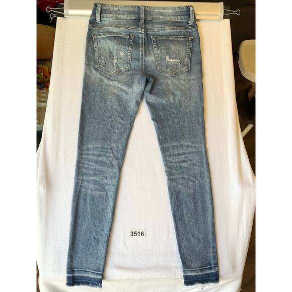 Rue 21 Women Jean Jeggings size 4 Blue Mid Rise Stretch Frayed - Picture 11 of 11